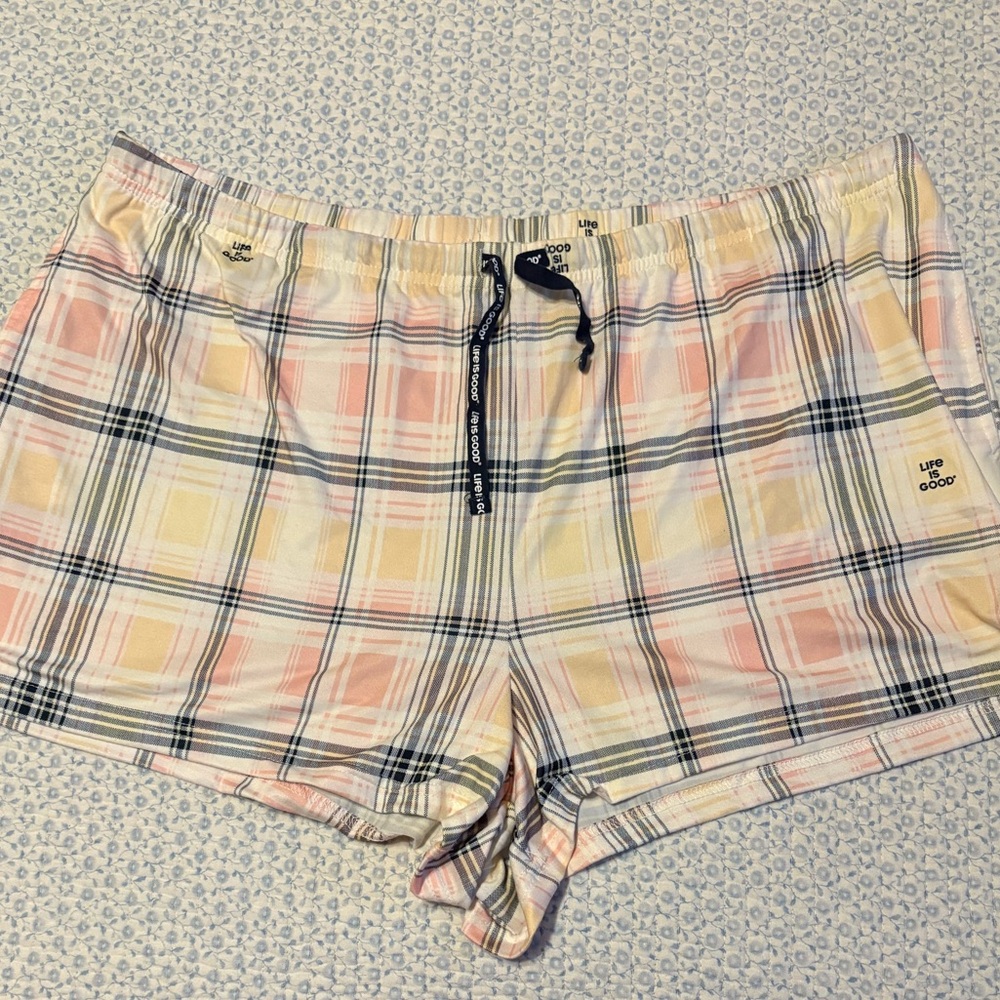 Life is Good Plaid Sleep Shorts